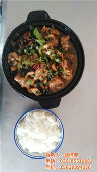 食潤小吃培訓(xùn) 專業(yè)黃燜雞米飯技術(shù)培訓(xùn)與西安餐飲管理服務(wù)